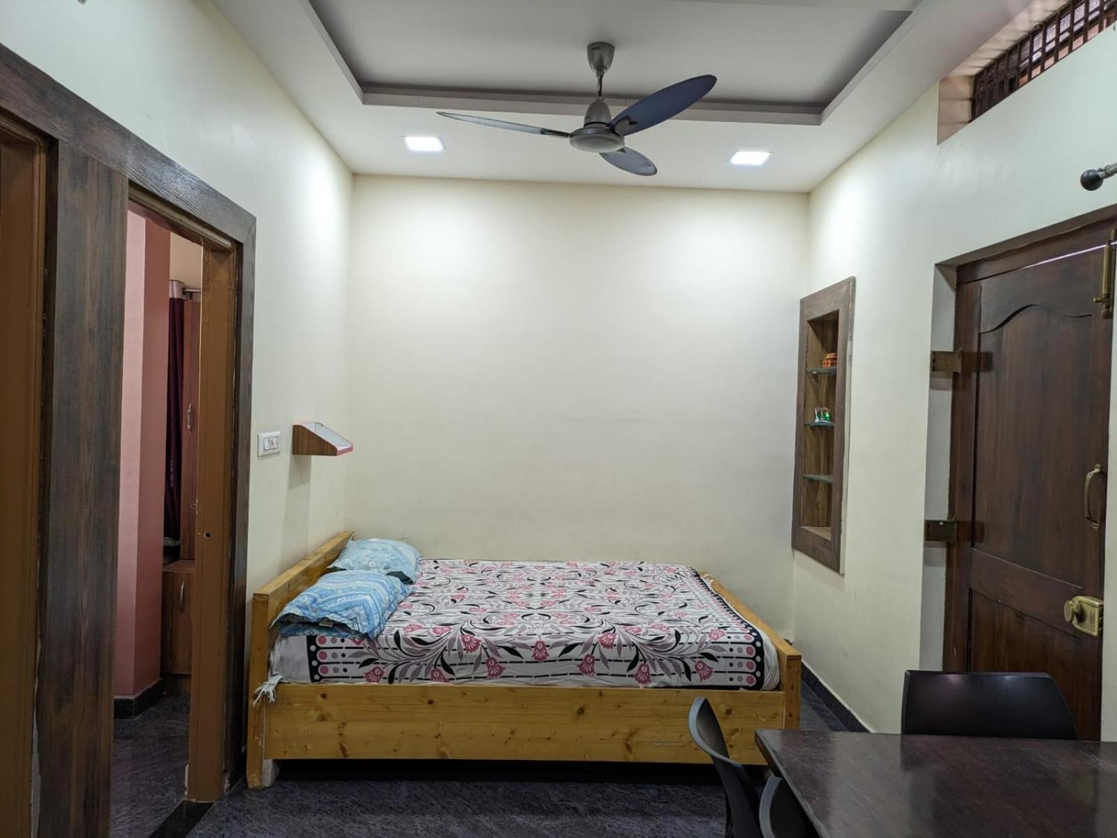 Vijayanagara Home Stay Hampi Exterior photo